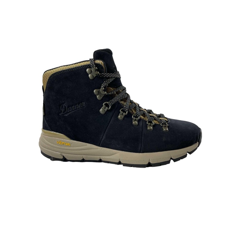 Mountain 600 Hiking Boots